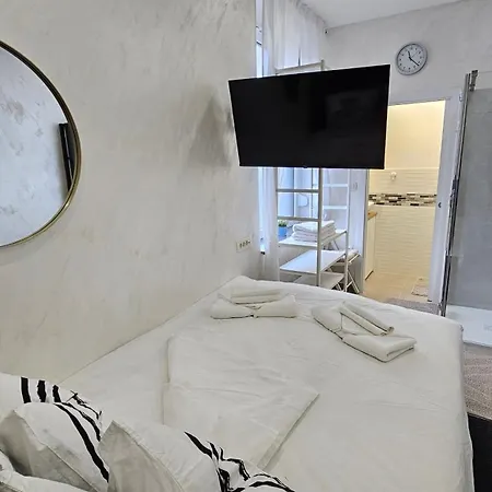 Teeny Tiny Apartment *